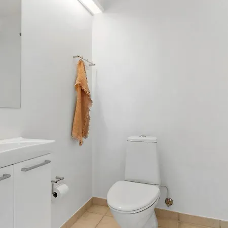 2 Bedroom Stunning In