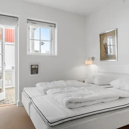 度假居 2 Bedroom Stunning In